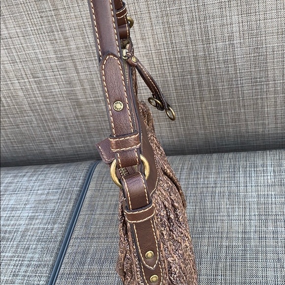 Fossil Straw Shoulder Bag - Picture 4 of 8